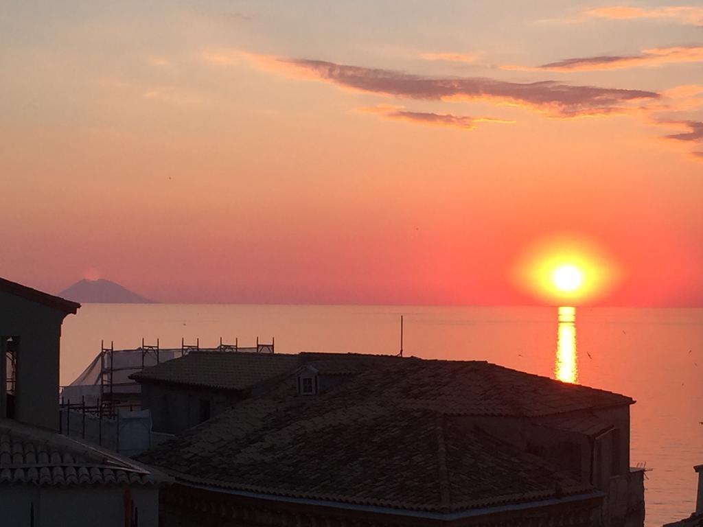 Lorylu Hotel Tropea Exterior photo
